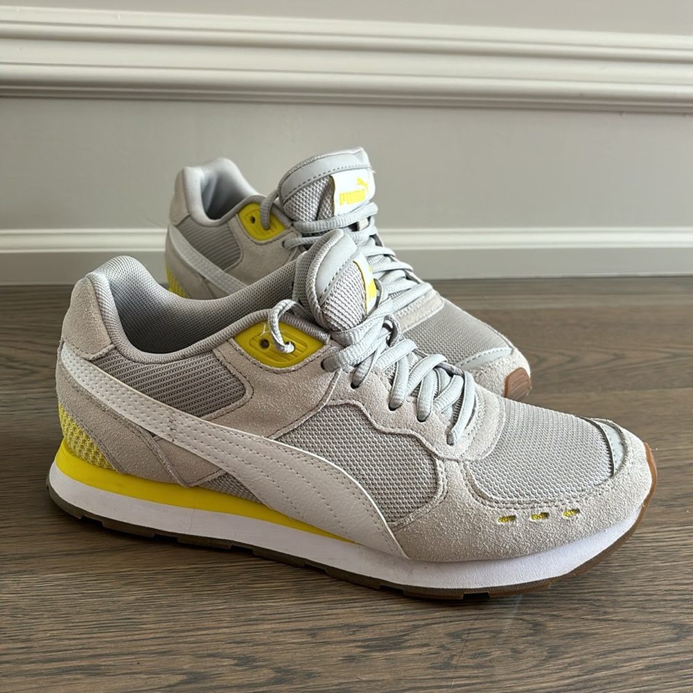 Puma Vista Women’s Sneaker